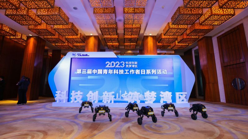 AI应用哪家强？揭秘行业领先企业背后的技术实力